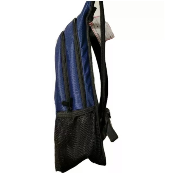 New Reebok Trainer Backpack Confort Straps and Water Resistant 24L Navy Color - Picture 3 of 6